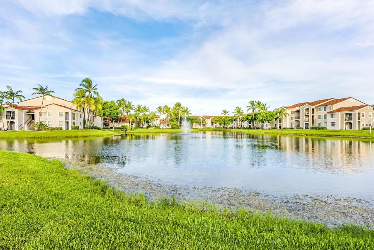 Stunning & Spacious Apartments At Miramar Lakes In South Florida Exterior photo